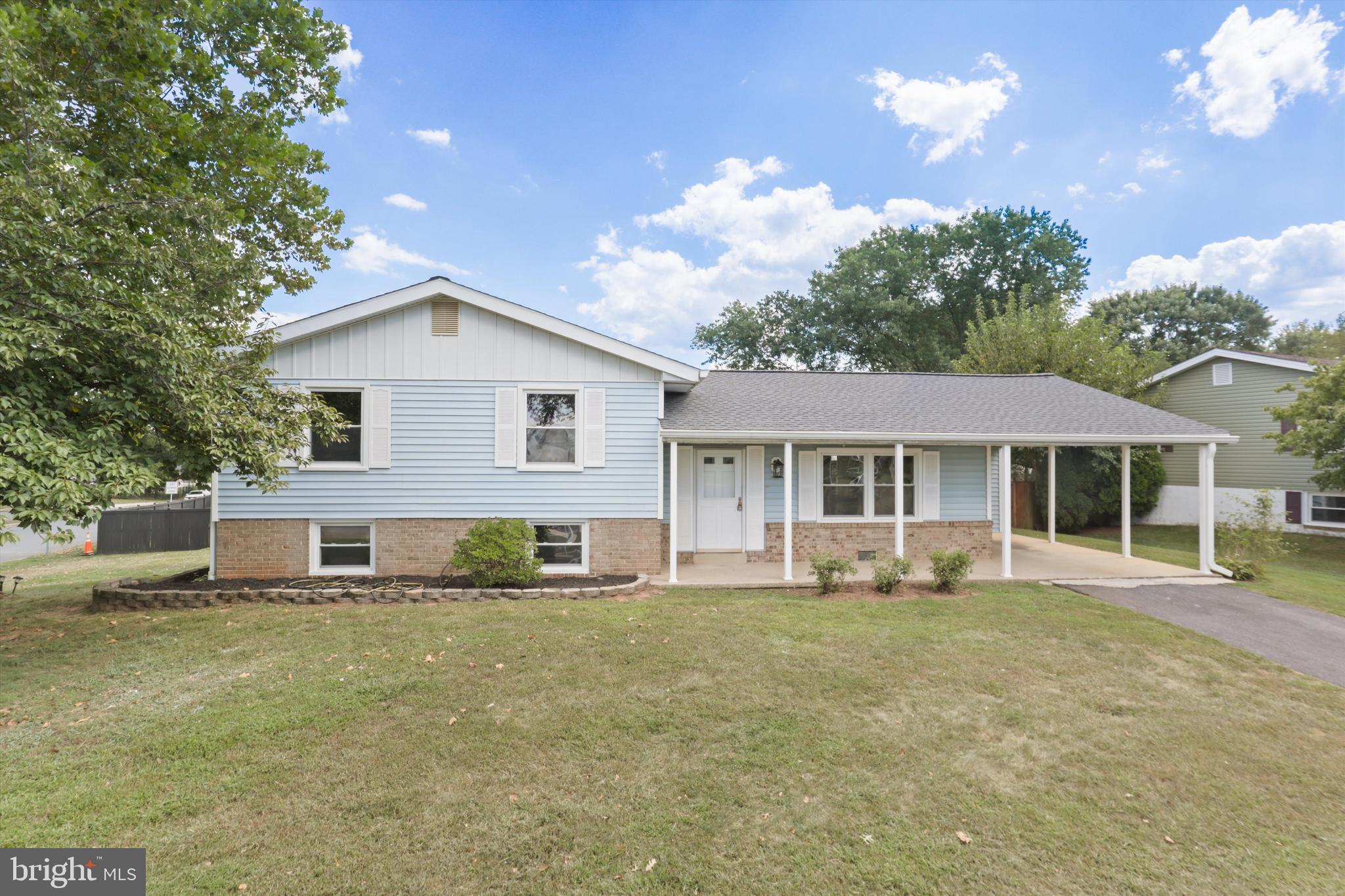 736 North York Road Sterling, VA 20164 - Photo 1 of 40 Front of Home