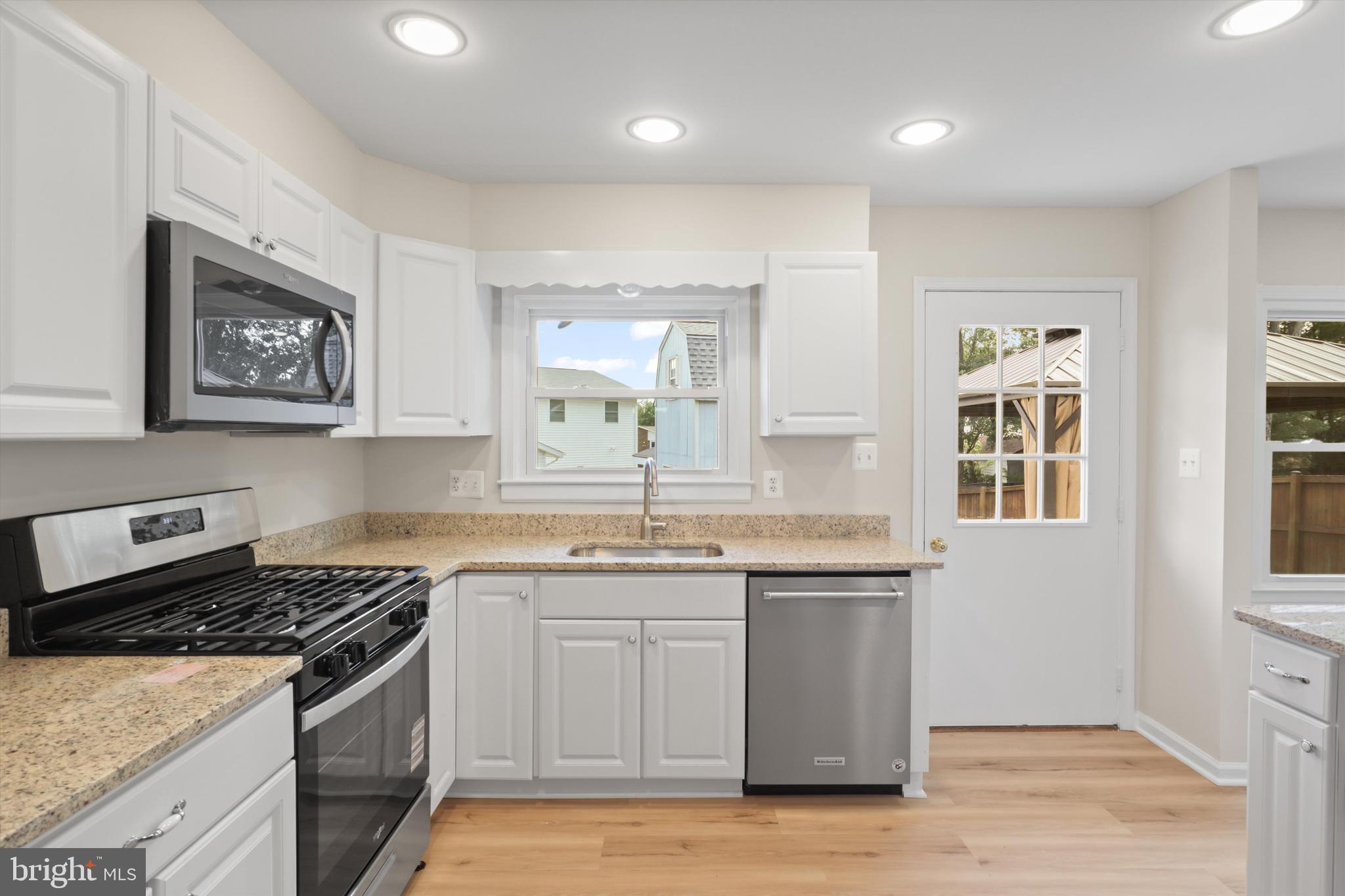 736 North York Road Sterling, VA 20164 - Photo 13 of 40 Gallery Image 13