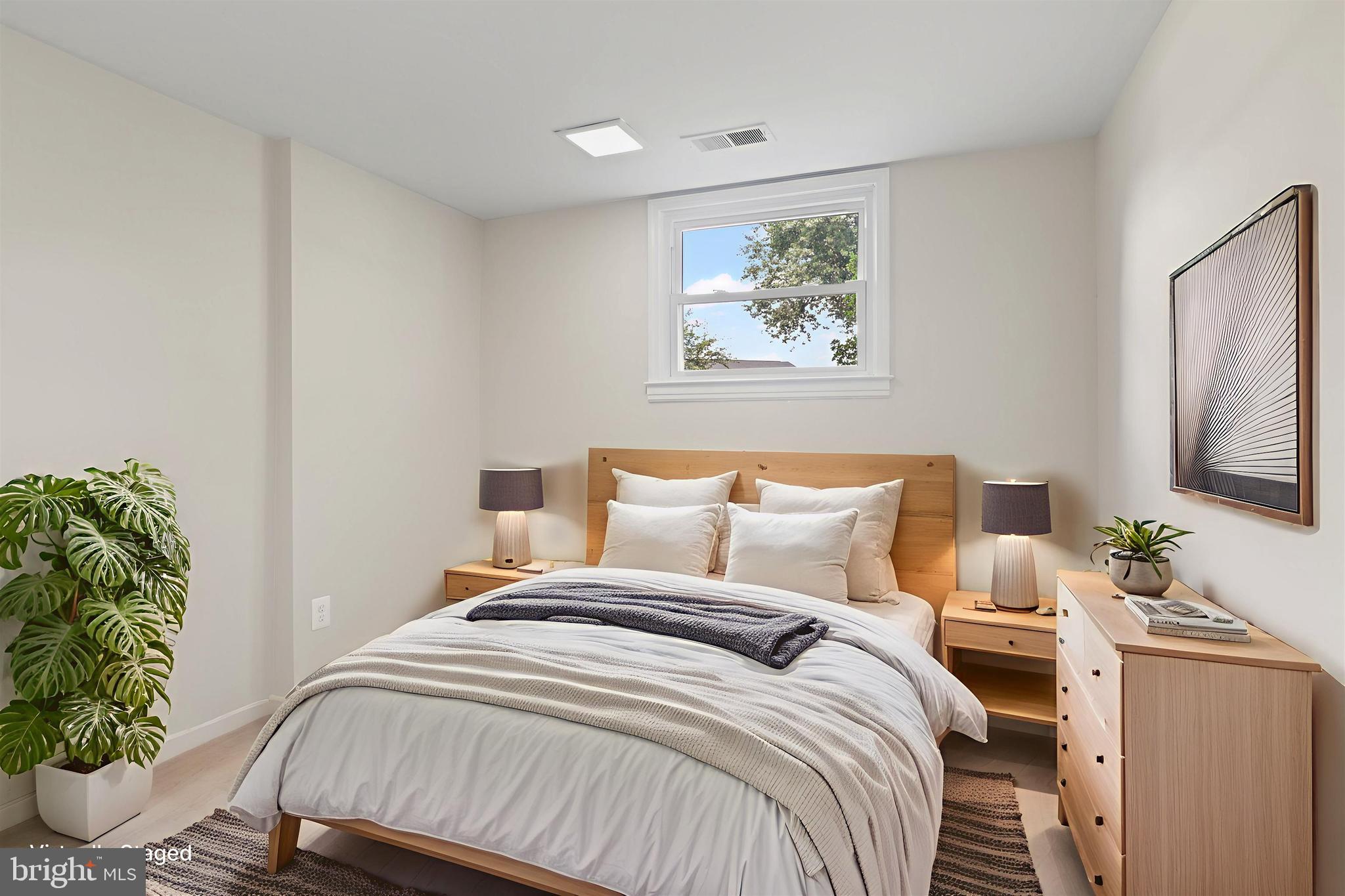 736 North York Road Sterling, VA 20164 - Photo 26 of 40 Bedroom four staged