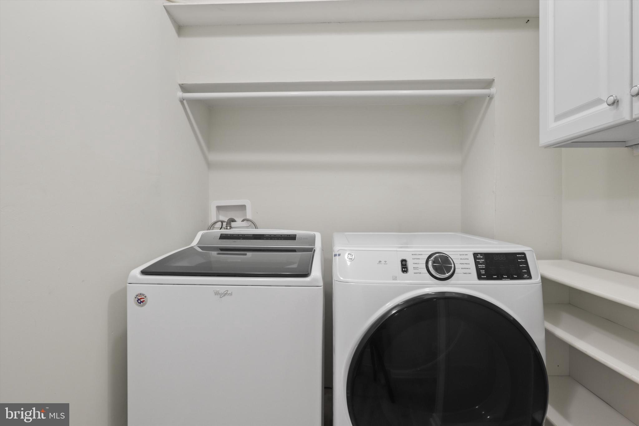 736 North York Road Sterling, VA 20164 - Photo 30 of 40 Laundry Room