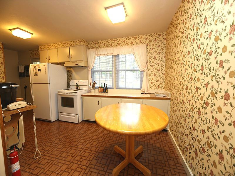 3606 Cole Mill Road Durham, NC 27712 - Photo 3 of 12 Kitchen