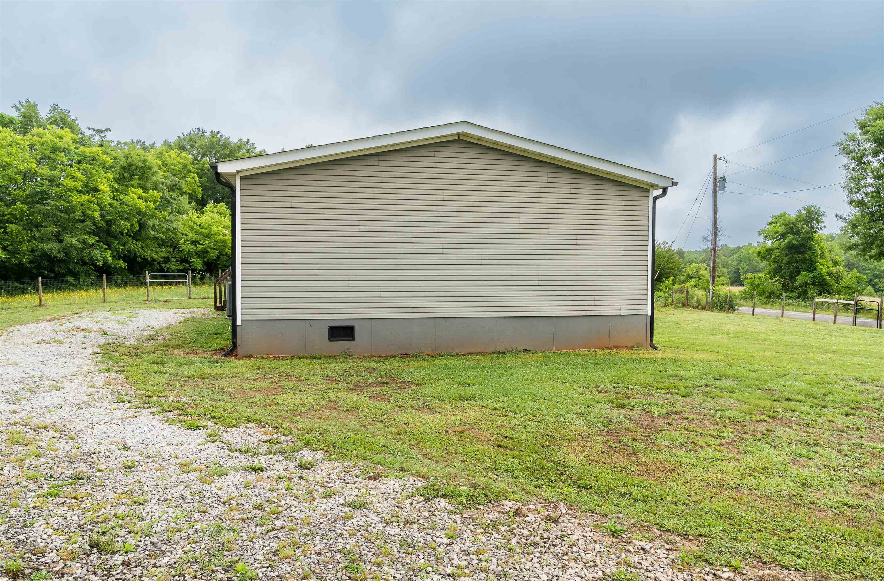 795 Midnight Road Inman, SC 29349 - Photo 25 of 31