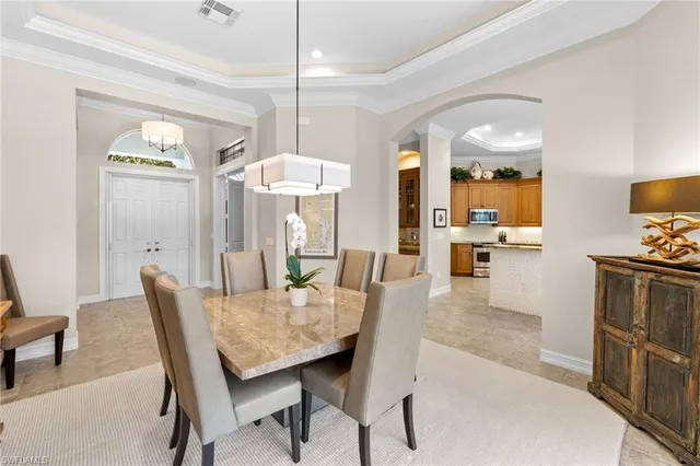 $1,150,000 | 347 Saddlebrook Lane, Naples, FL 34110