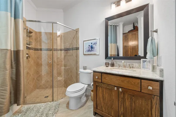 $1,304,999 | 18 Secluded Trail, The Woodlands, TX 77380