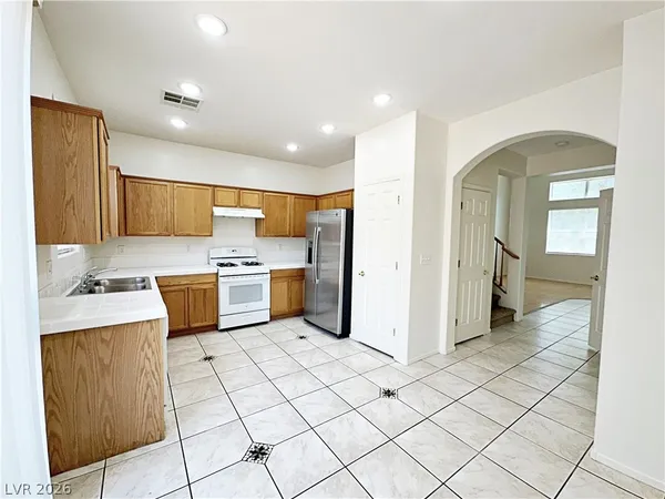 $2,240 | 5914 West Tinazzi Way, Las Vegas, NV 89141