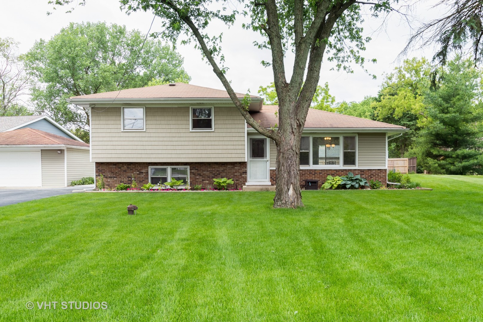 5S370 Radcliff Road Naperville, IL 60563 - Photo 1 of 18