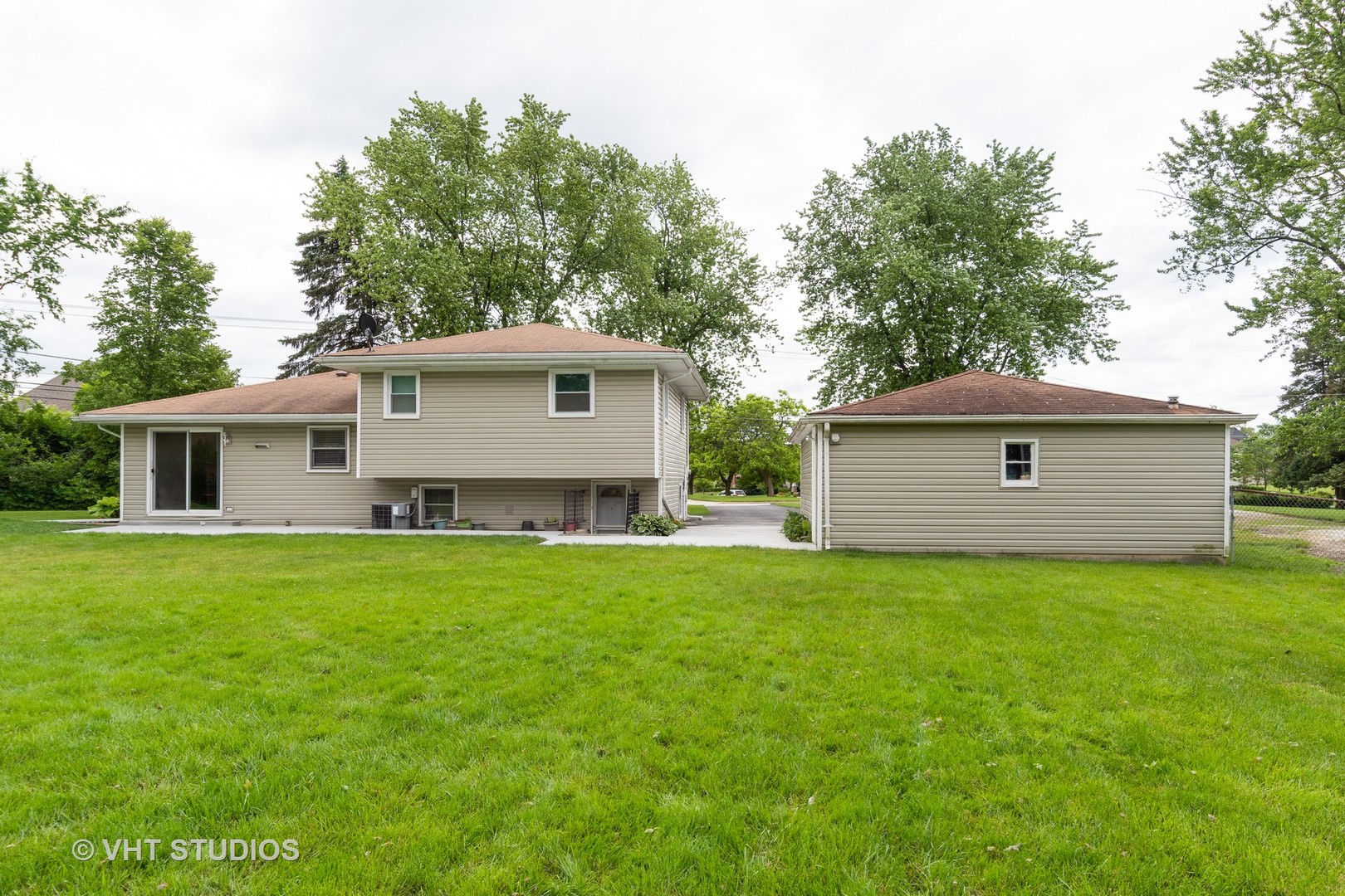 5S370 Radcliff Road Naperville, IL 60563 - Photo 17 of 18