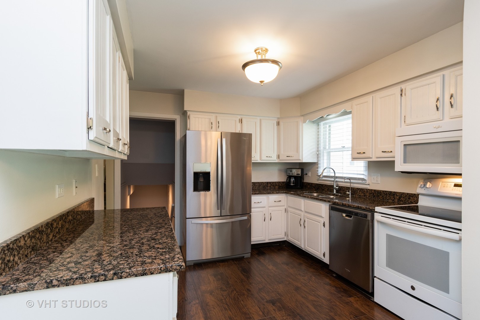 5S370 Radcliff Road Naperville, IL 60563 - Photo 7 of 18