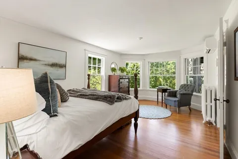 $1,900,000 | 9 Wilson Street, Winchester, MA 01890