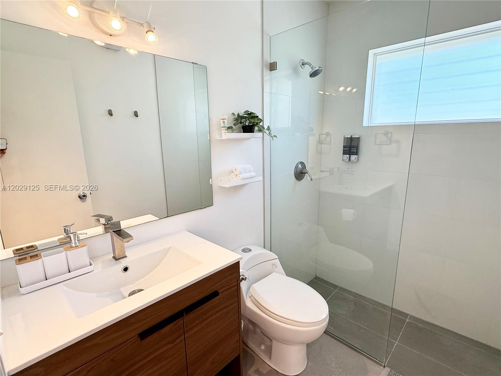 547 Northeast 64th Street, Unit 2 Miami, FL 33138 - Photo 6 of 14 Bathroom