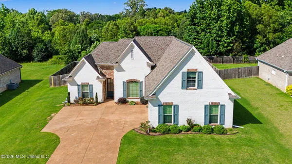$399,900 | 3222 Vineyard Drive, Southaven, MS 38672