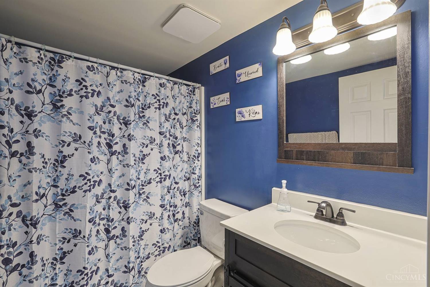 5860 Timely Terrace Cincinnati, OH 45233 - Photo 32 of 39