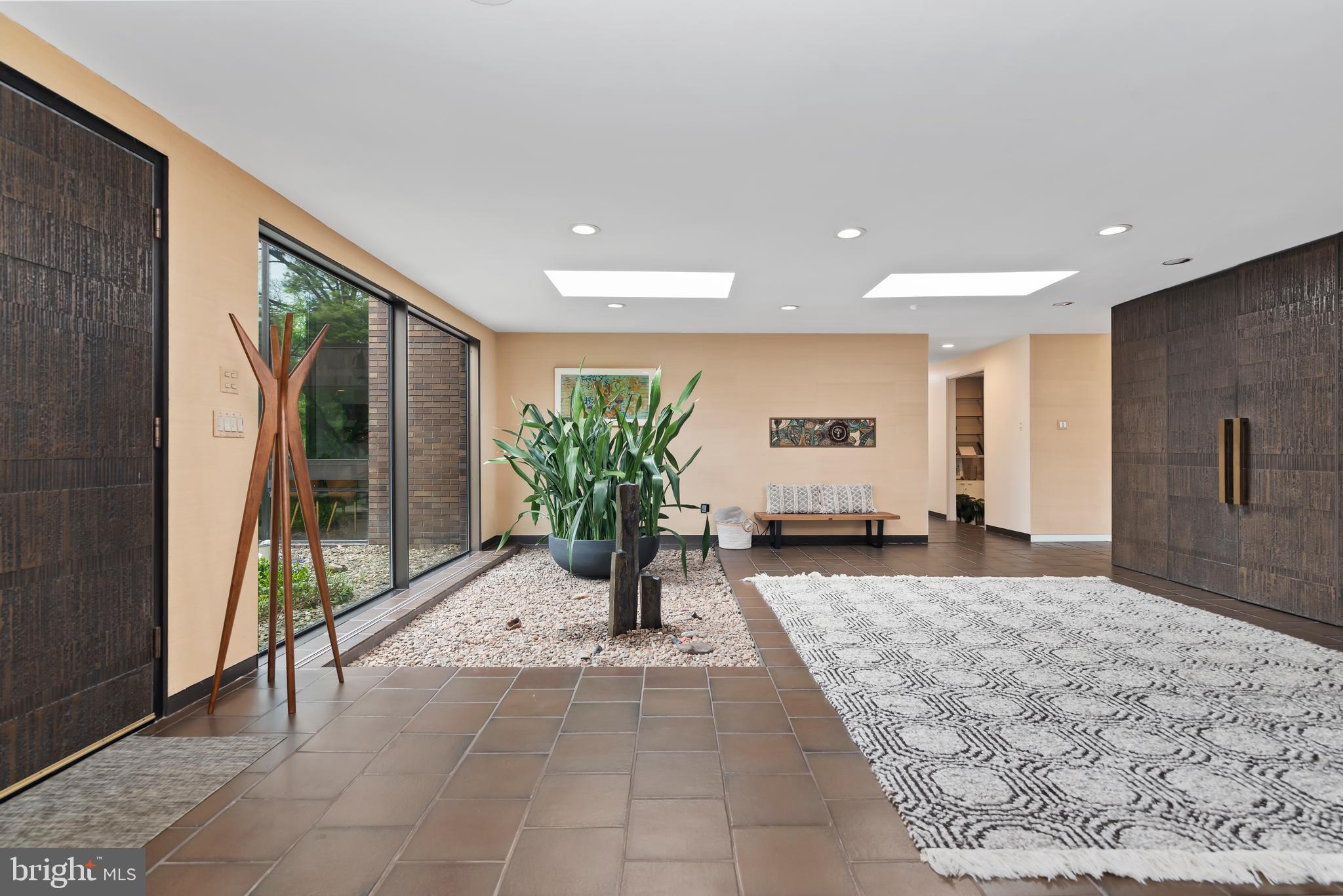 4025 Crooked Hill Road Harrisburg, PA 17110 - Photo 19 of 109