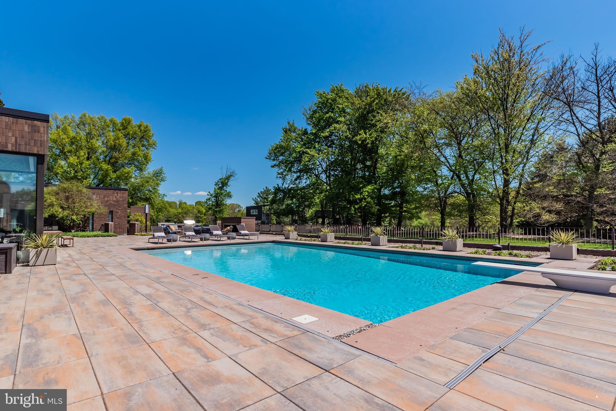 4025 Crooked Hill Road Harrisburg, PA 17110 - Photo 56 of 109