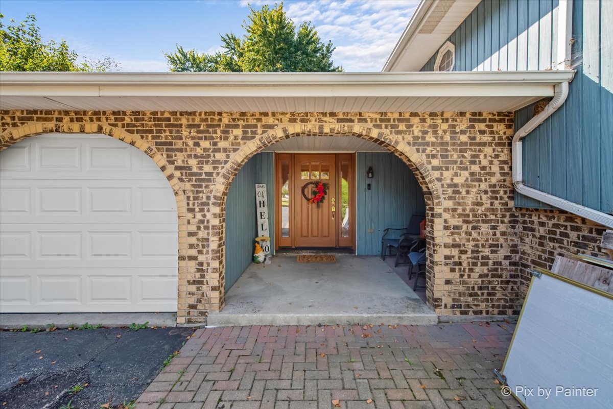 14313 Harmony Road Huntley, IL 60142 - Photo 3 of 33 Gallery Image 3