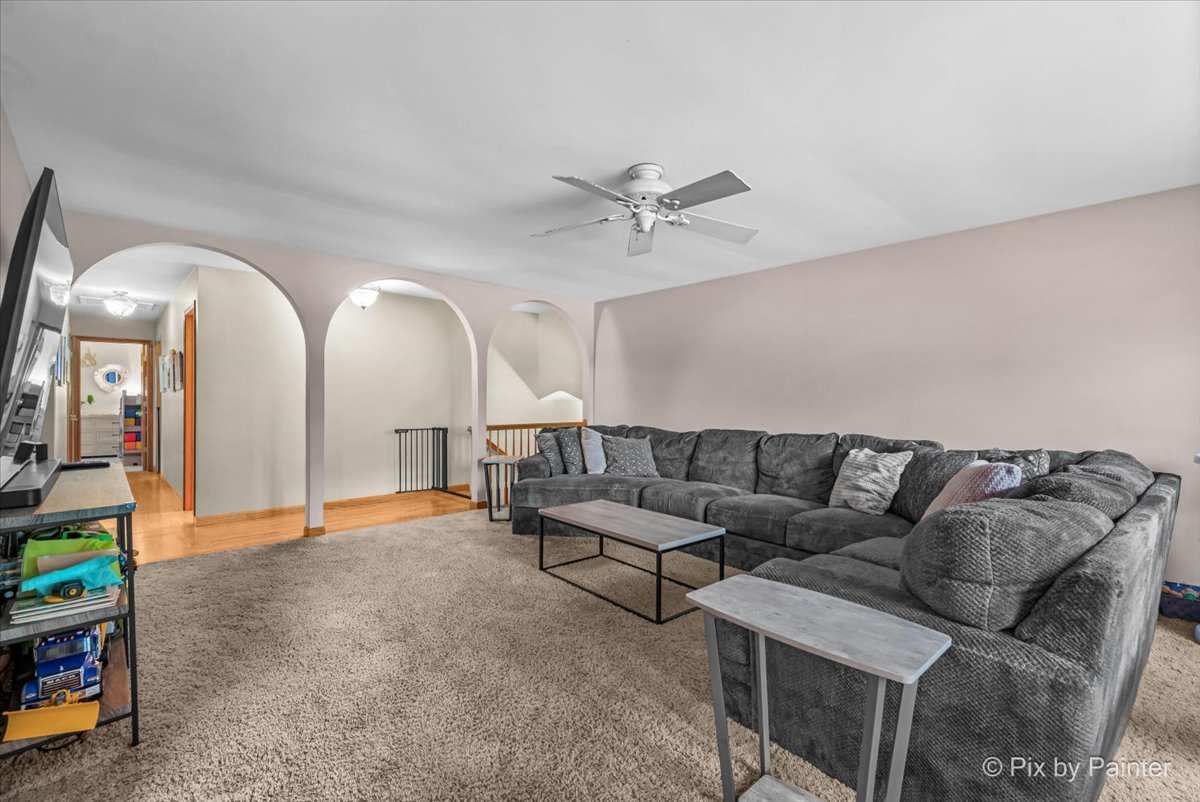 14313 Harmony Road Huntley, IL 60142 - Photo 6 of 33 Gallery Image 6