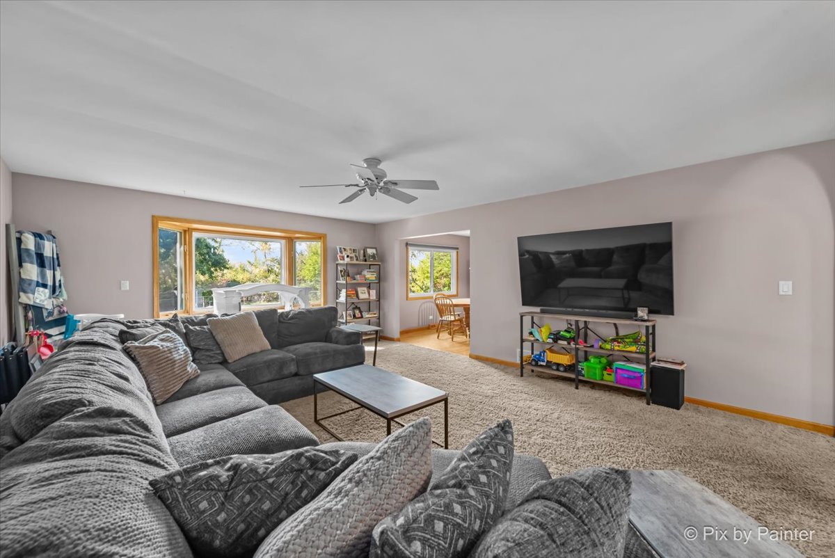 14313 Harmony Road Huntley, IL 60142 - Photo 8 of 33 Gallery Image 8