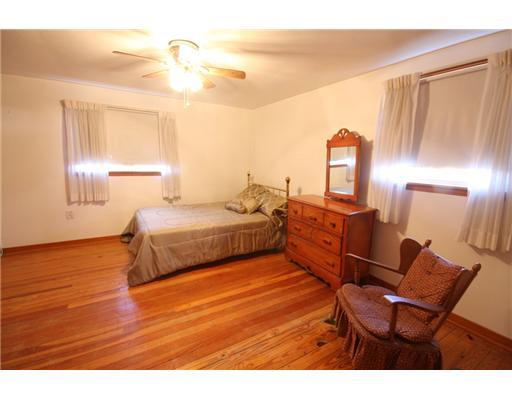 305 Wright Street McKees Rocks, PA 15136 - Photo 16 of 18 Bedroom.