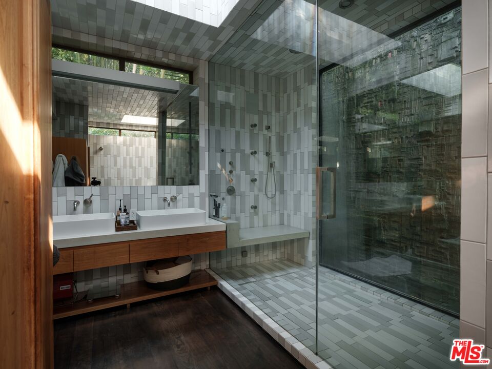 2563 Nichols Canyon Road Los Angeles, CA 90046 - Photo 20 of 32 a bathroom with a shower