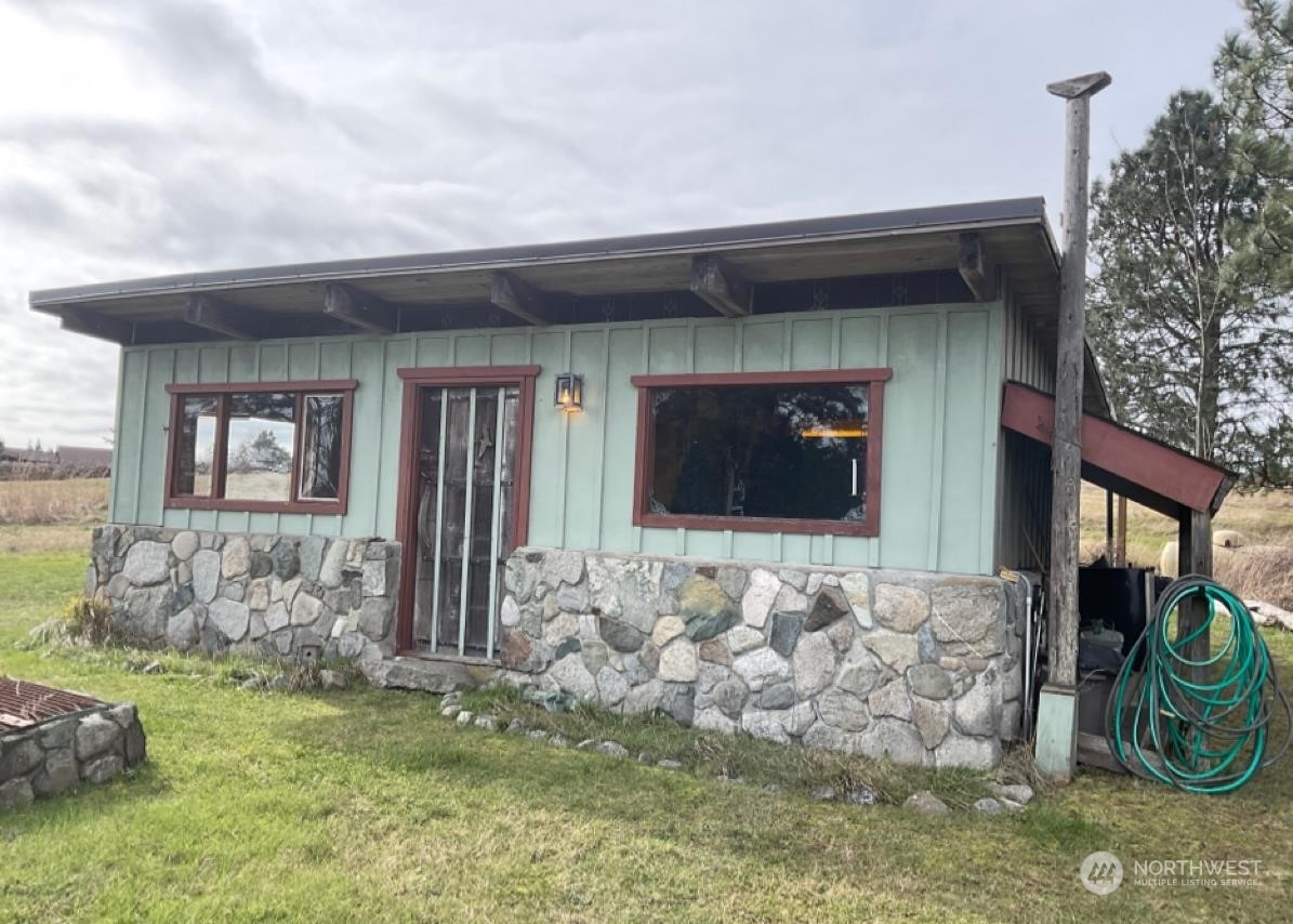 3275 Cattle Point Road San Juan Island, WA 98250 - Photo 5 of 6 Gallery Image 5