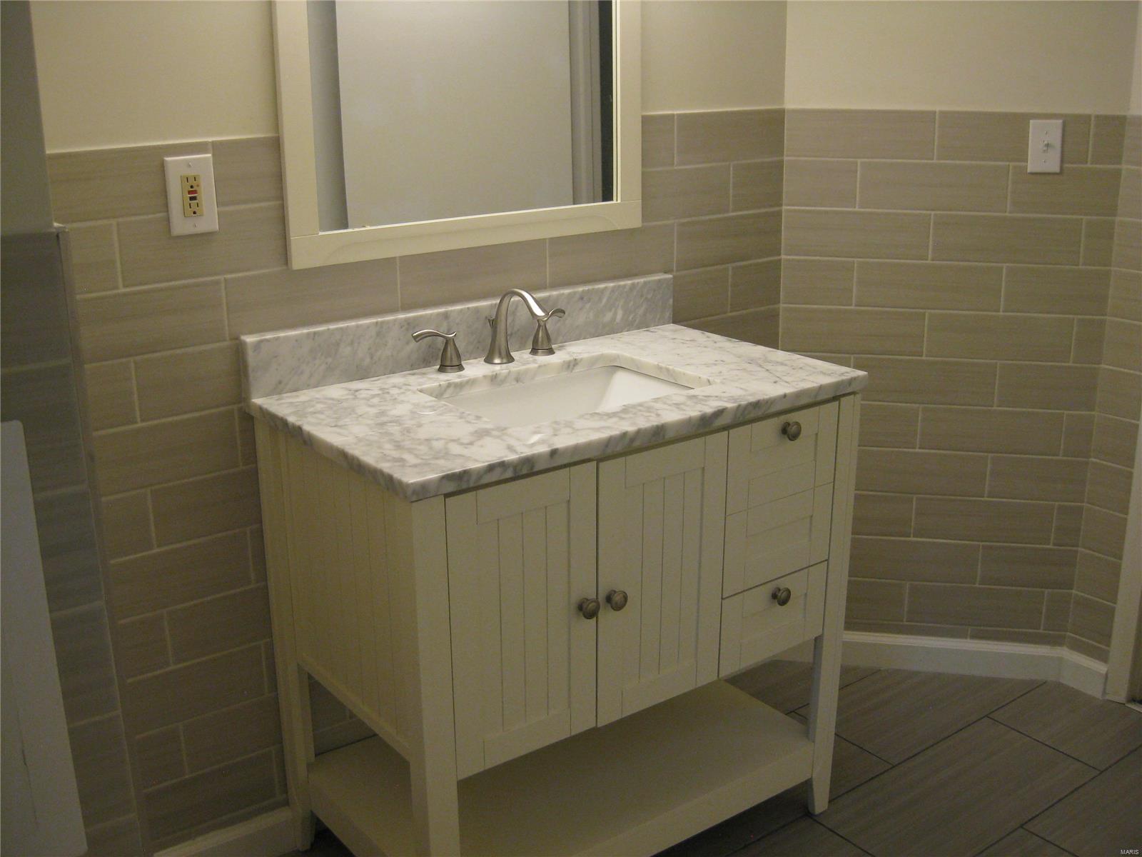 12591 Fee Fee Road St. Louis, MO 63146 - Photo 23 of 25 Gallery Image 23