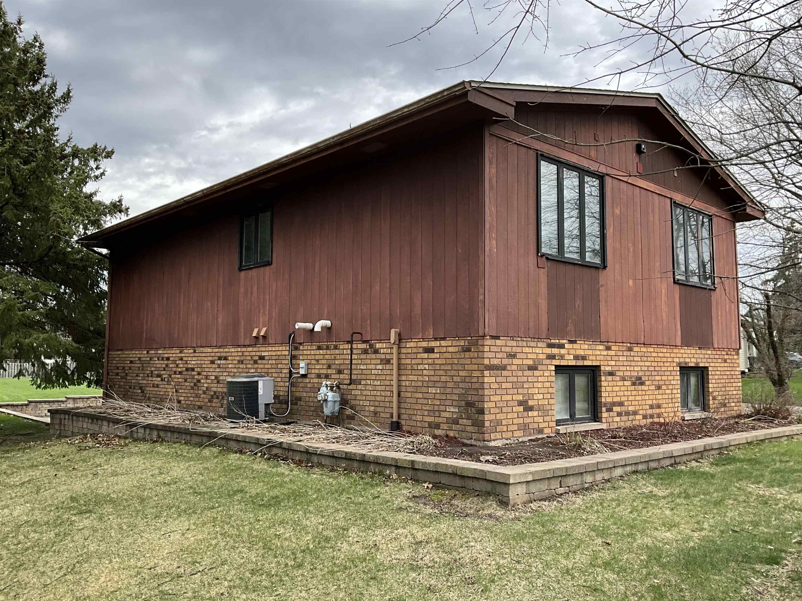 3603 Springwheat Street Rockford, IL 61114 - Photo 10 of 12