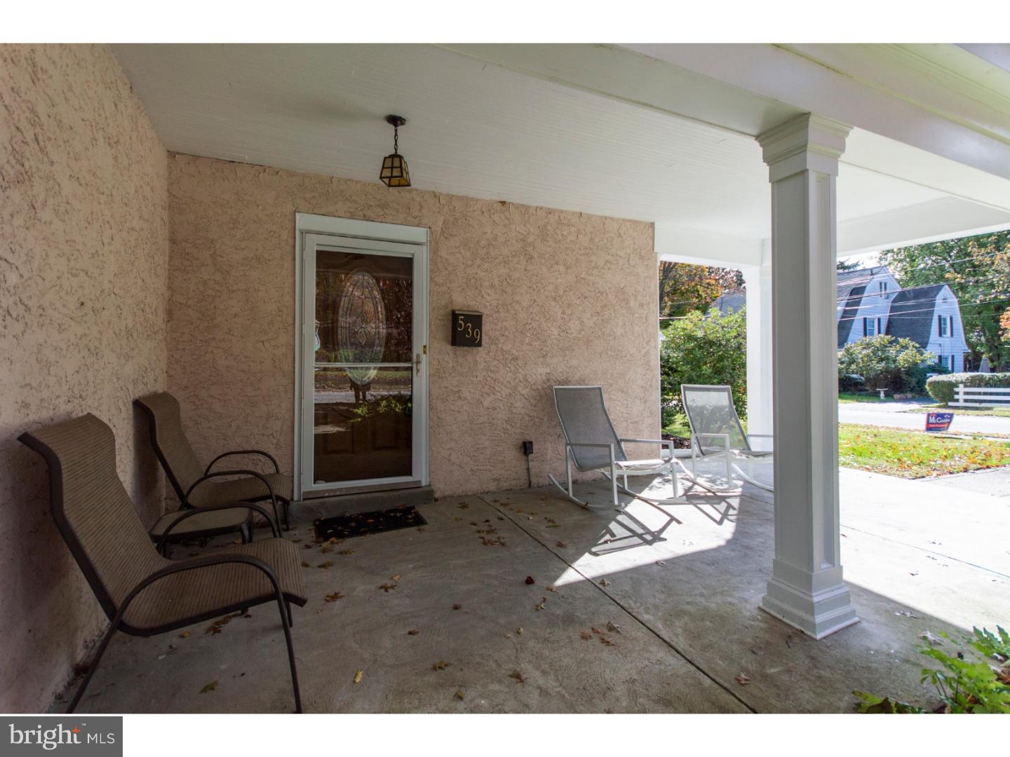 539 Boyer Road Cheltenham, PA 19012 - Photo 2 of 25 Porch