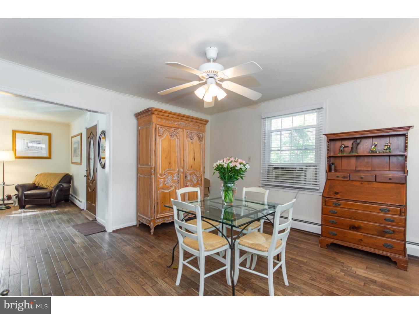 539 Boyer Road Cheltenham, PA 19012 - Photo 6 of 25 Dining Room