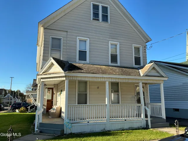 $1,500 | 17 Belmont Place, Unit 2, Amsterdam, NY 12010