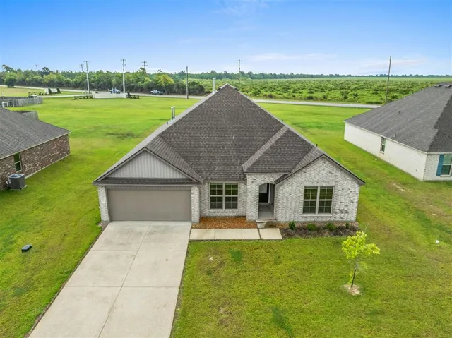 $289,000 | 8072 Blalock Lane, Iowa, LA 70647