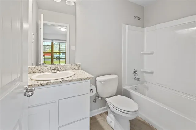 $289,000 | 8072 Blalock Lane, Iowa, LA 70647