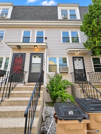 $450,000 | 5 Brown Avenue, Unit 5, Stamford, CT 06902