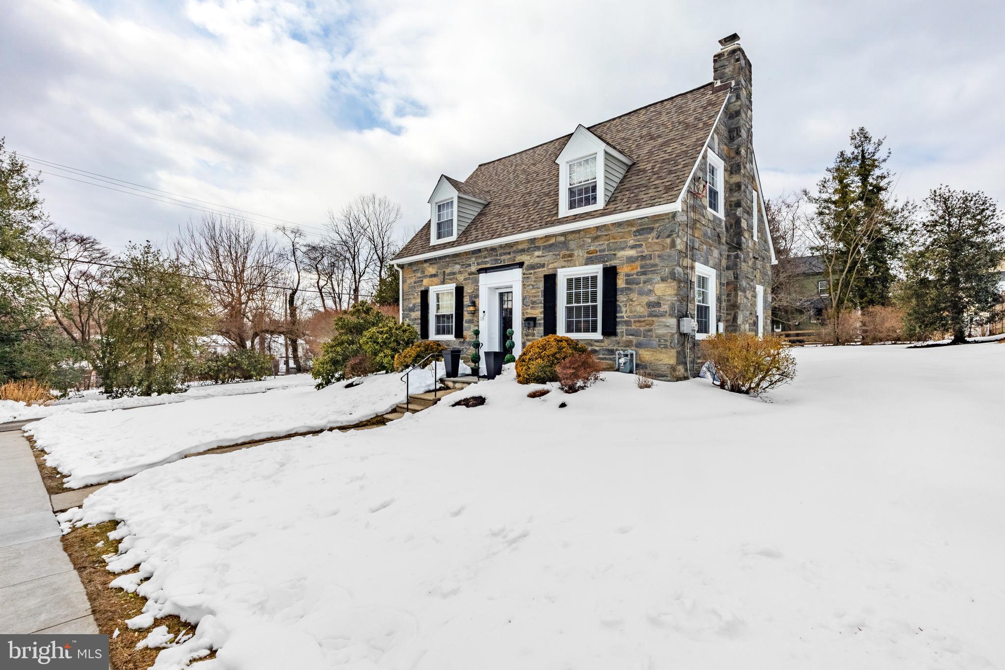 118 Princeton Road Havertown, PA 19083 - Photo 2 of 30