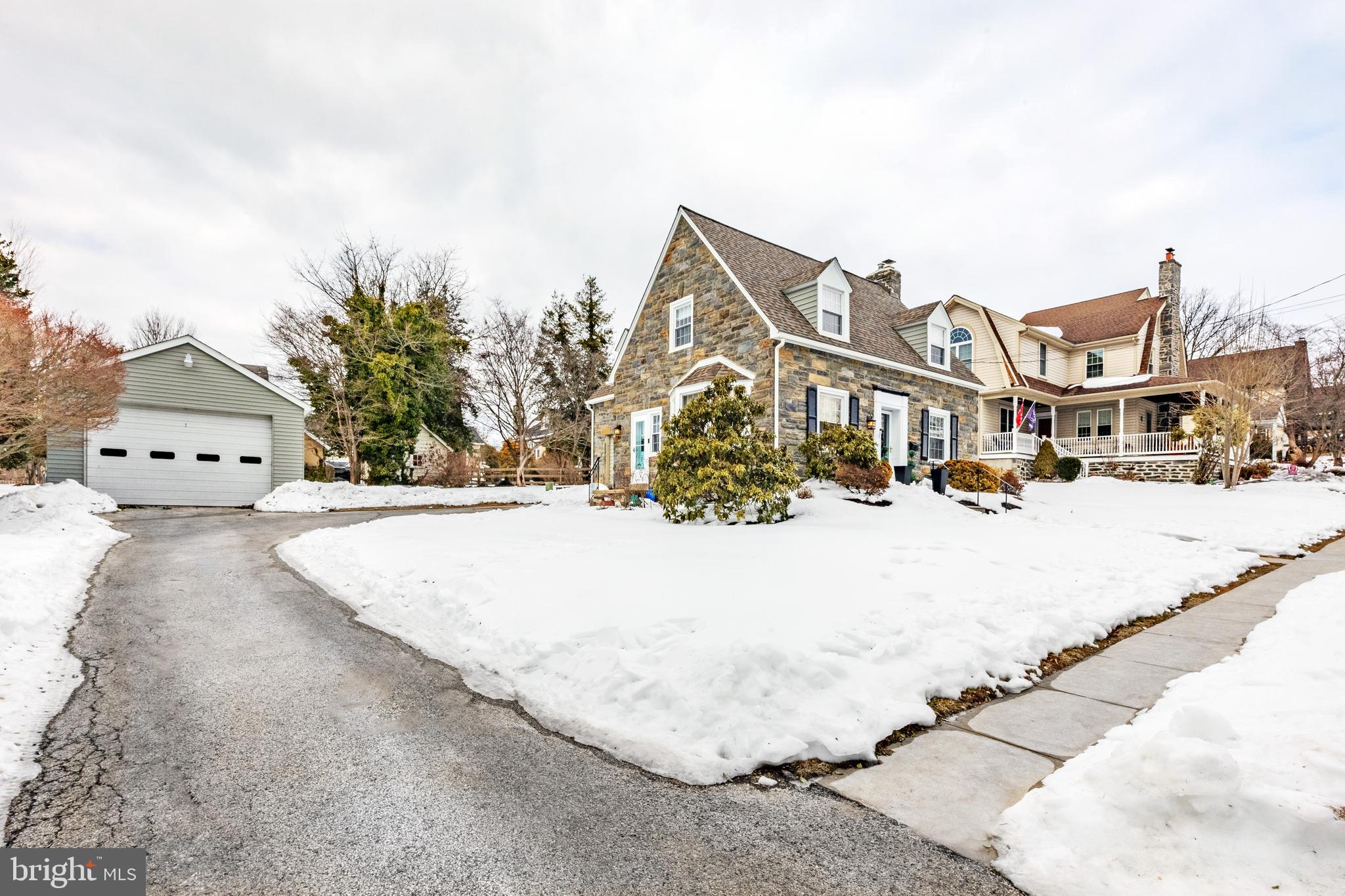 118 Princeton Road Havertown, PA 19083 - Photo 3 of 30