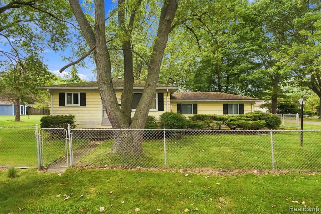 7337 Dogwood Road Lexington, MI 48450 - Photo 33 of 33 Gallery Image 33