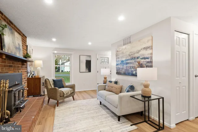 $850,000 | 2420 Freetown Drive, Reston, VA 20191