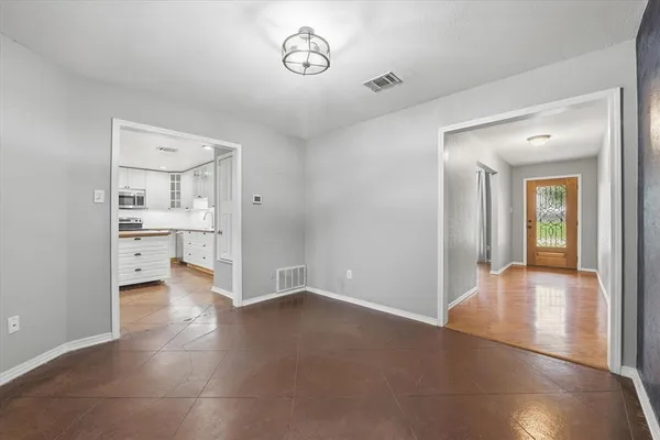 $349,000 | 6917 Wilton Drive, Fort Worth, TX 76133