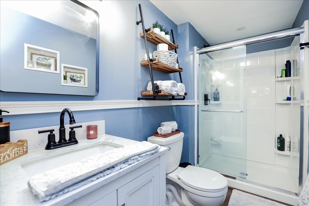 68 Peter Road Plymouth, MA 02360 - Photo 11 of 21 Gallery Image 11