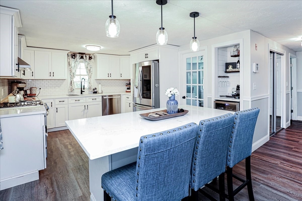 68 Peter Road Plymouth, MA 02360 - Photo 6 of 21 Gallery Image 6