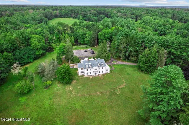 $3,499,999 | 2255 Ballston Avenue, Saratoga Springs, NY 12866