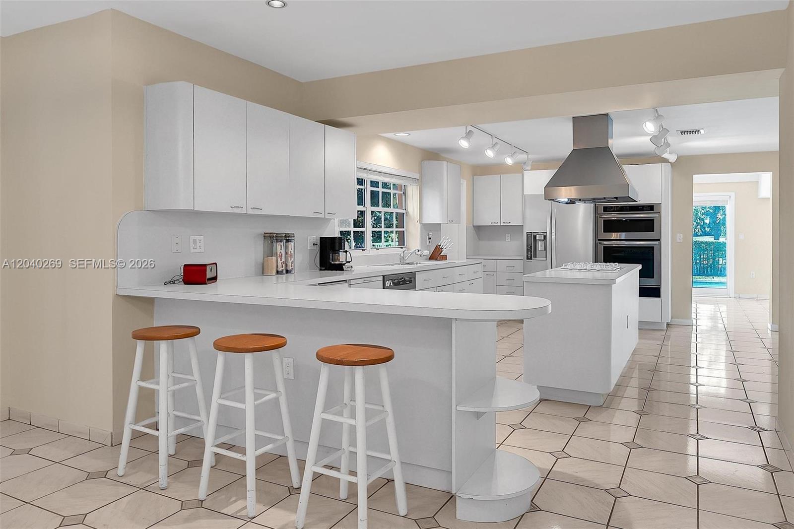 5309 Alton Road Miami Beach, FL 33140 - Photo 13 of 51 The first floor