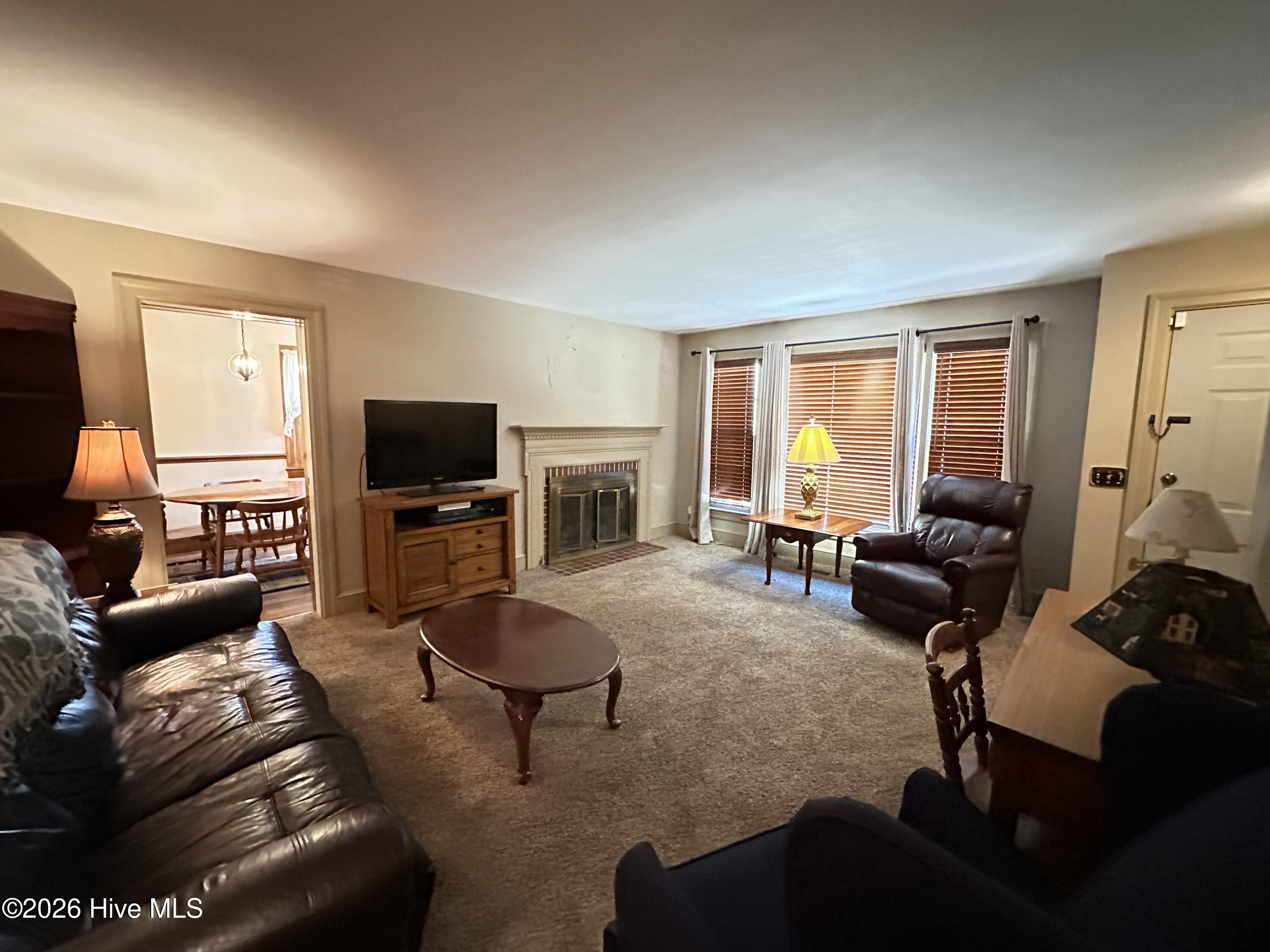 100 Wilson Street, Unit A Clinton, NC 28328 - Photo 13 of 29 Living Room