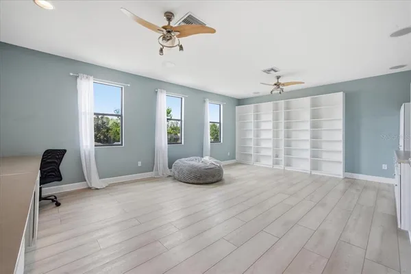 $699,000 | 3319 Majestic View Drive, Lutz, FL 33558