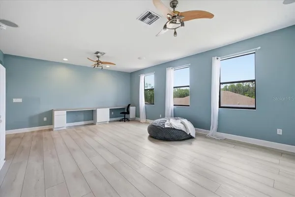 $699,000 | 3319 Majestic View Drive, Lutz, FL 33558