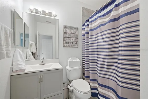 $699,000 | 3319 Majestic View Drive, Lutz, FL 33558