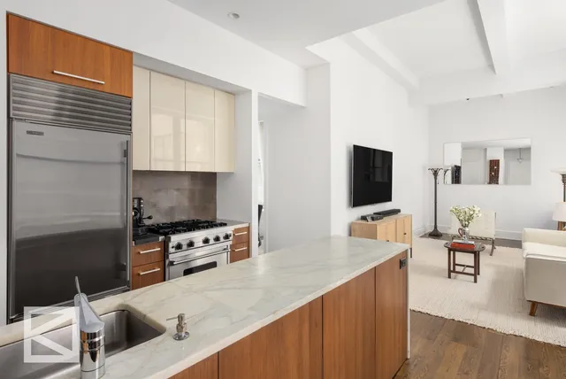 $1,395,000 | 260 Park Avenue South, Unit 3K | Flatiron