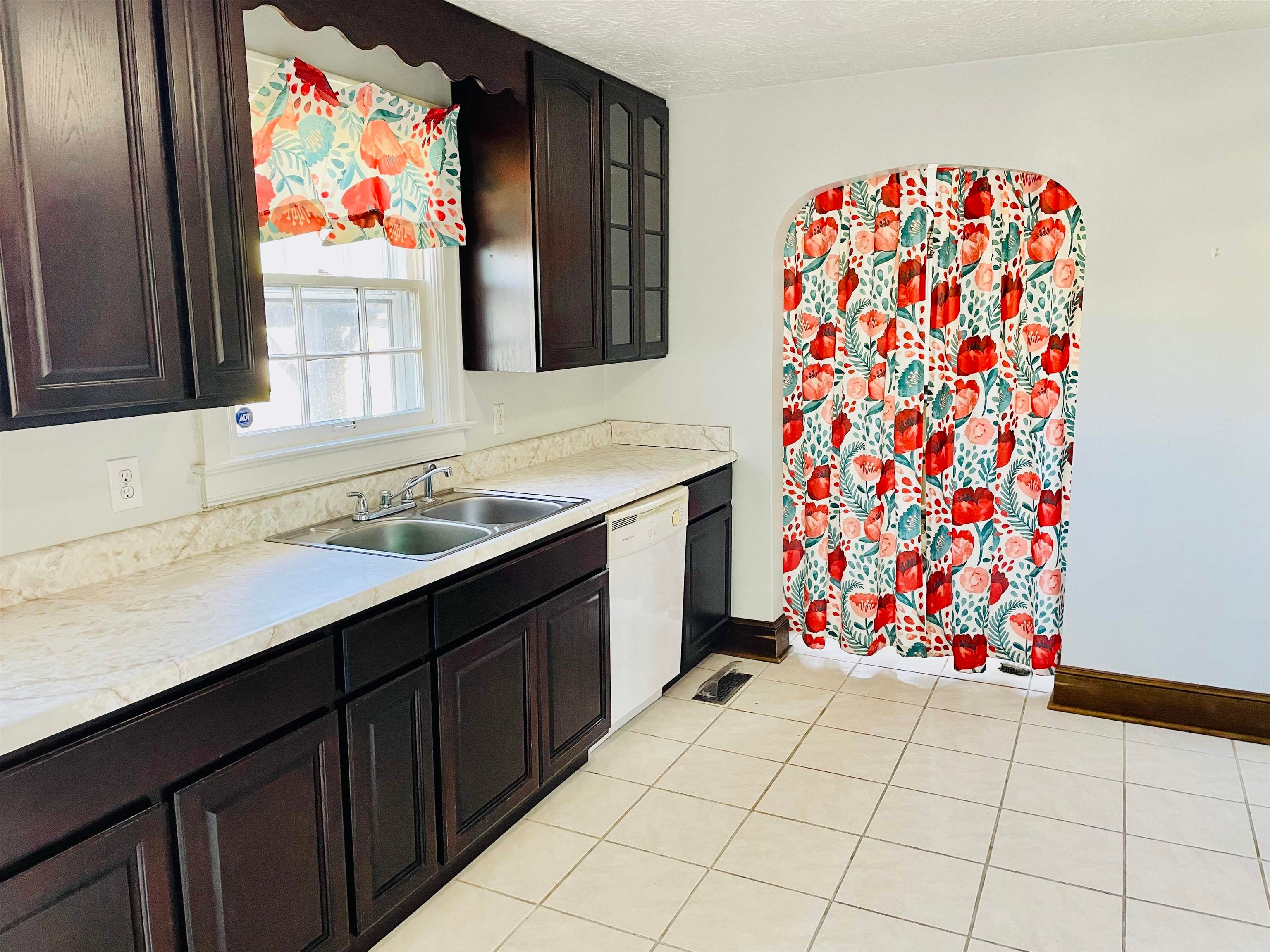 4201 Auburn Road Huntington, WV 25704 - Photo 8 of 18 Gallery Image 8