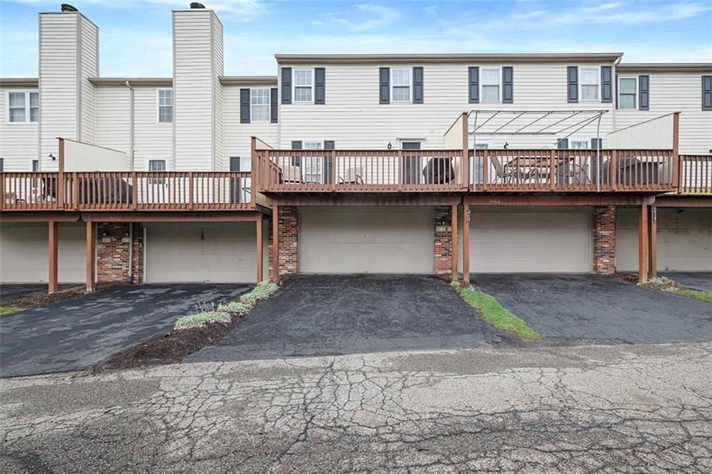 3064 East Bardonner Road Gibsonia, PA 15044 - Photo 3 of 27 Gallery Image 3