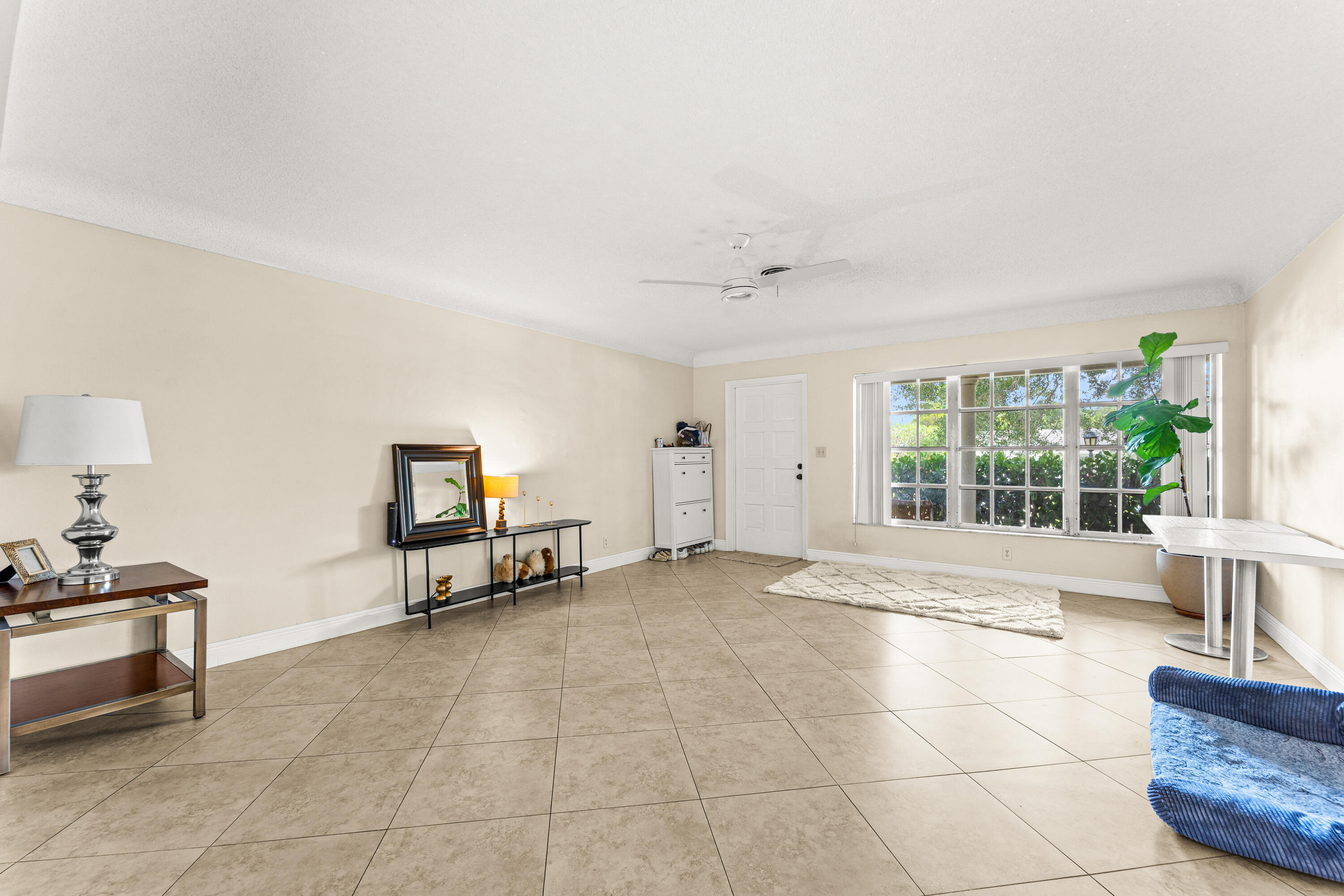 1270 Southwest 8th Street Boca Raton, FL 33486 - Photo 6 of 27 007-1270Southwest8thStreet-BocaRaton-FL-