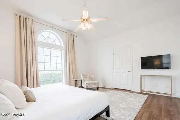 $3,500 | 204 Student, Lafayette, LA 70508